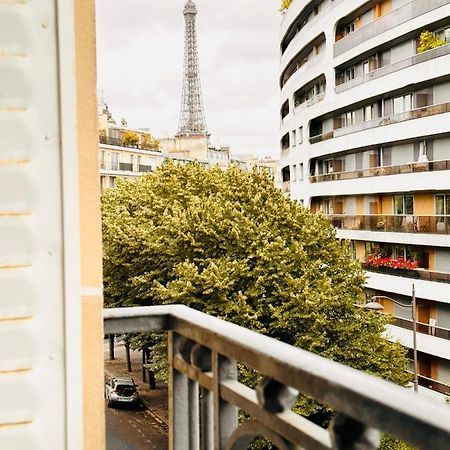 Cosy Appartement Avec Vue Tour Eiffel باريس المظهر الخارجي الصورة