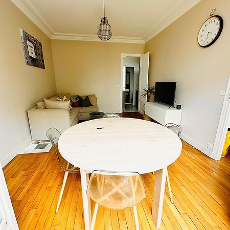 Cosy Appartement Avec Vue Tour Eiffel باريس المظهر الخارجي الصورة