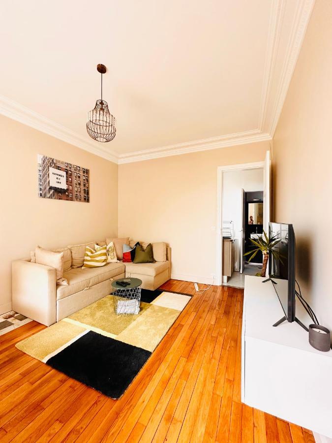 Cosy Appartement Avec Vue Tour Eiffel باريس المظهر الخارجي الصورة